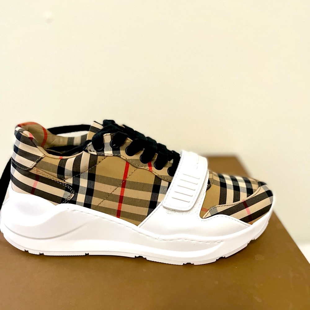 Burberry Regis Sneakers / Never Worn !!!